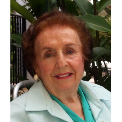 Lillian M Eilbacher